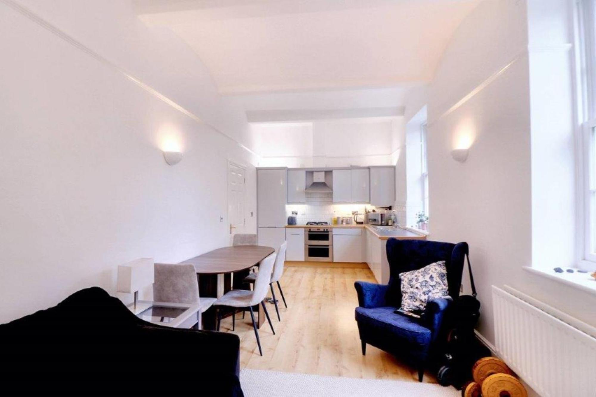 St Andrews Apartments Μέιντστοουν Εξωτερικό φωτογραφία