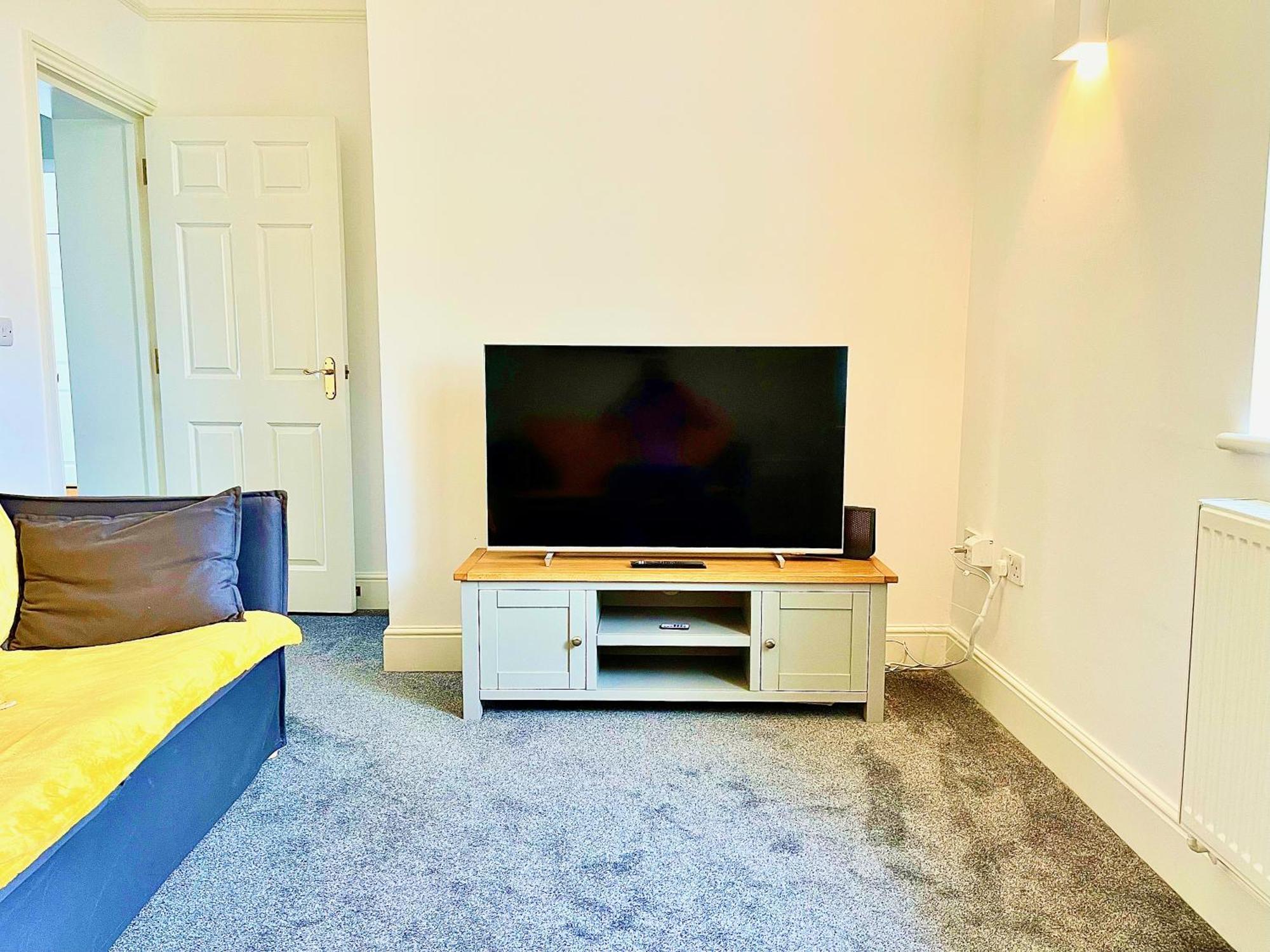 St Andrews Apartments Μέιντστοουν Εξωτερικό φωτογραφία