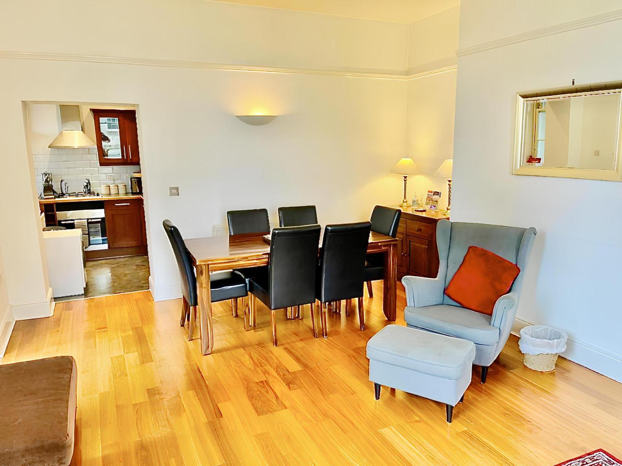 St Andrews Apartments Μέιντστοουν Εξωτερικό φωτογραφία