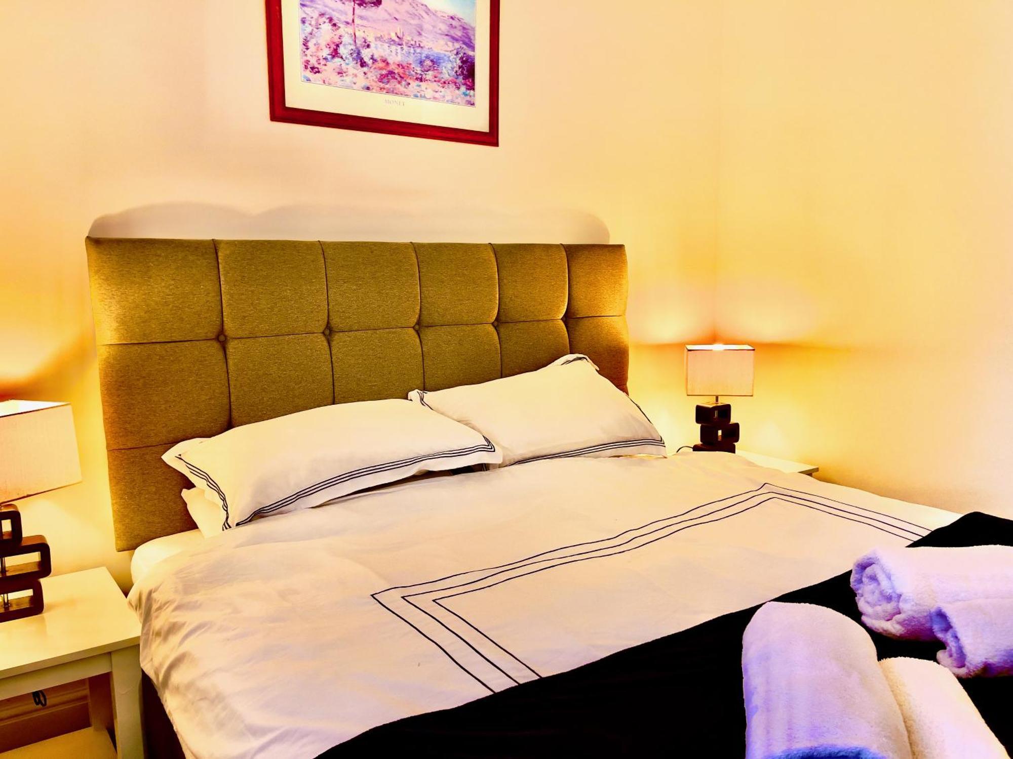St Andrews Apartments Μέιντστοουν Εξωτερικό φωτογραφία