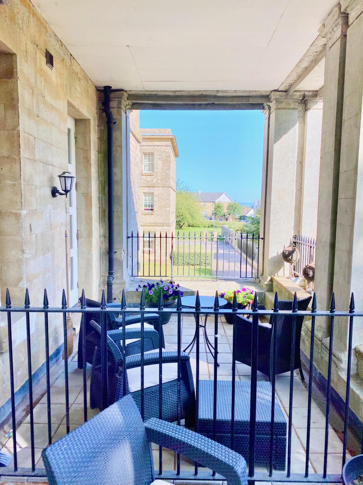 St Andrews Apartments Μέιντστοουν Εξωτερικό φωτογραφία