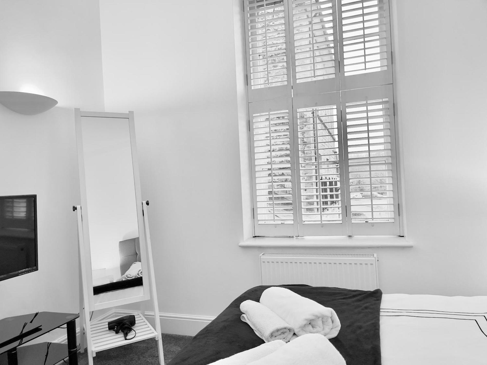 St Andrews Apartments Μέιντστοουν Εξωτερικό φωτογραφία